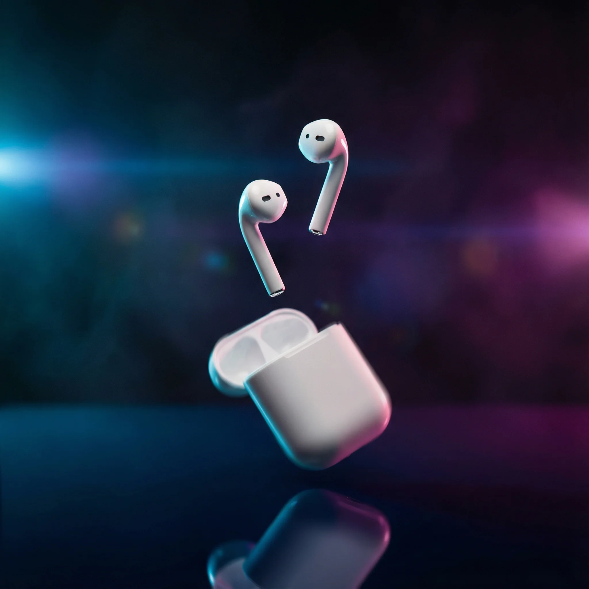 Dynamic earbuds with dramatic lighting